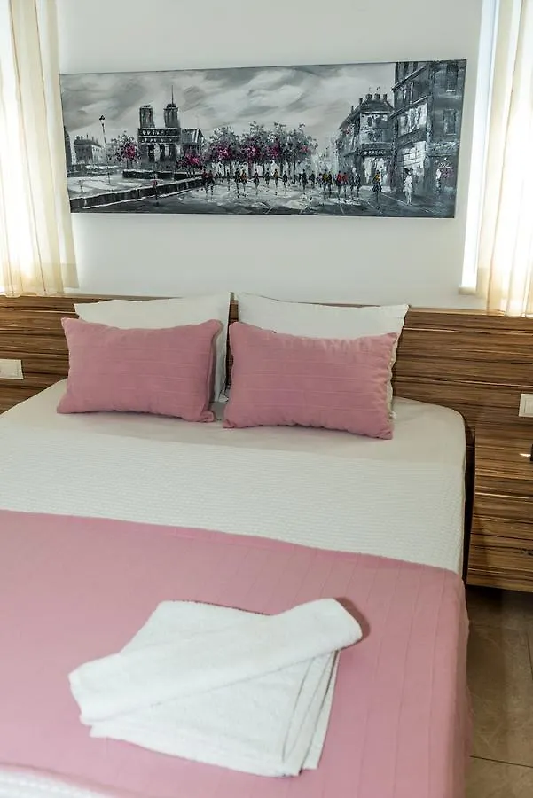 Semesterbostad Legend Apartments Calis Beach Fethiye