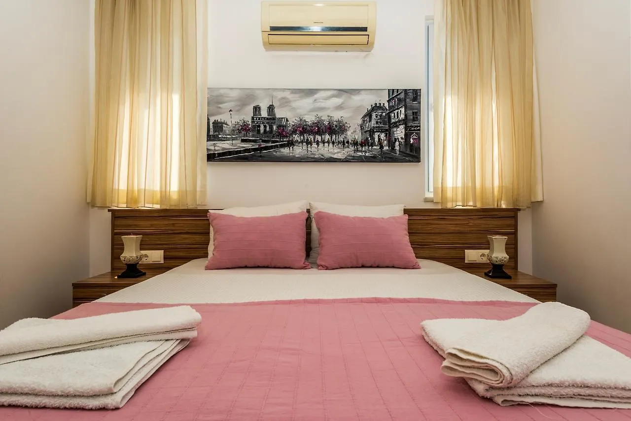 Legend Apartments Calis Beach Fethiye