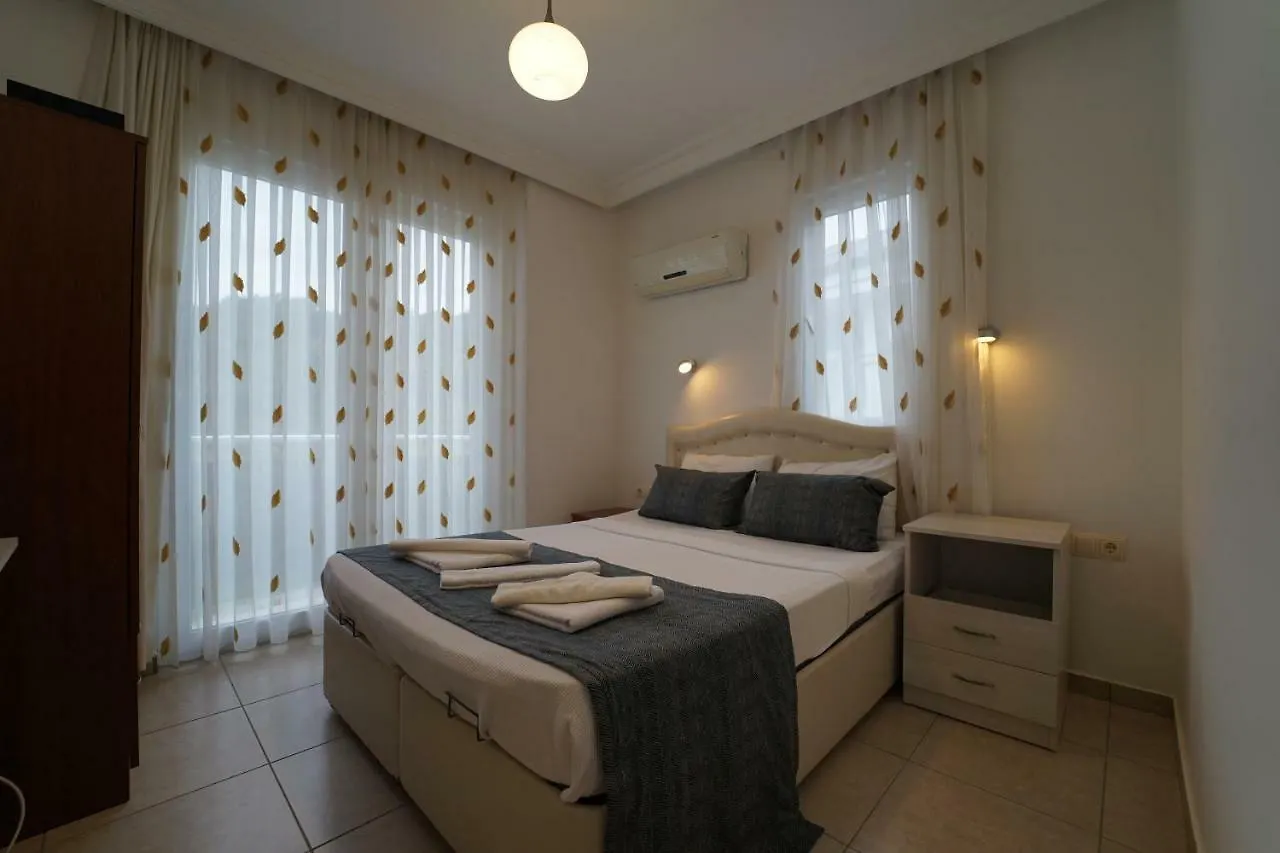Semesterbostad Legend Apartments Calis Beach Fethiye